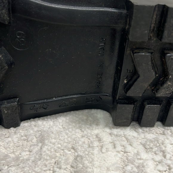 Burberry Rain Boots Sz 9 - Picture 9 of 14